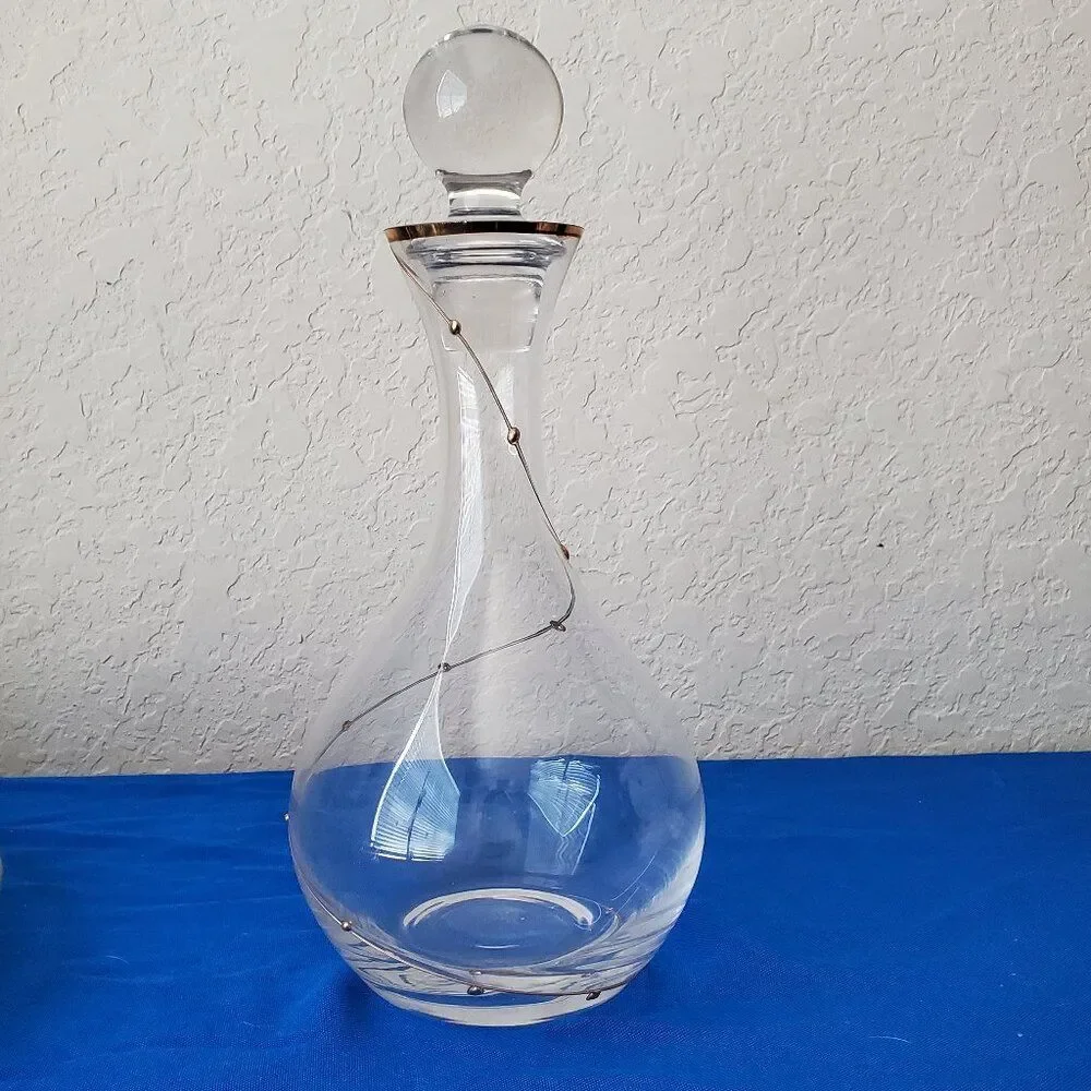 VTG Gold Dot Swirl Glass Decanter 2004